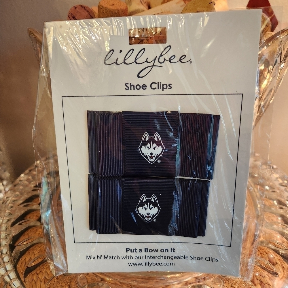 🎁UConn Huskies Connecticut Lillybee U Shoe Clips NCAA Sorority Cheer Alumna‎ 📣